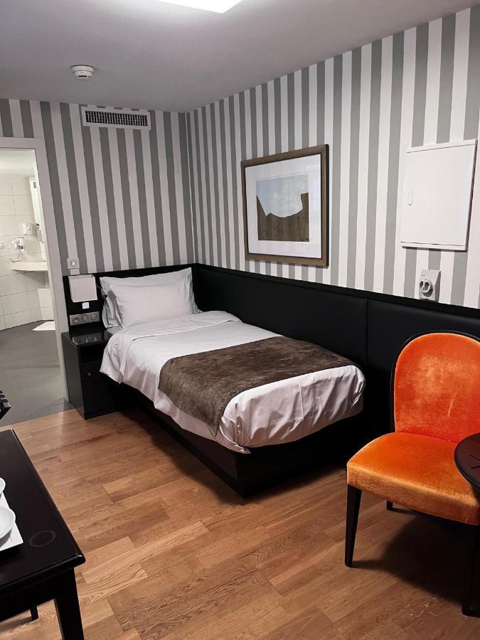 Logis Hotel Ettenheim Strasbourg Bagian luar foto
