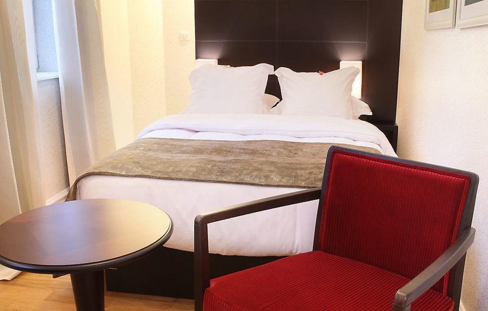 Logis Hotel Ettenheim Strasbourg Bagian luar foto